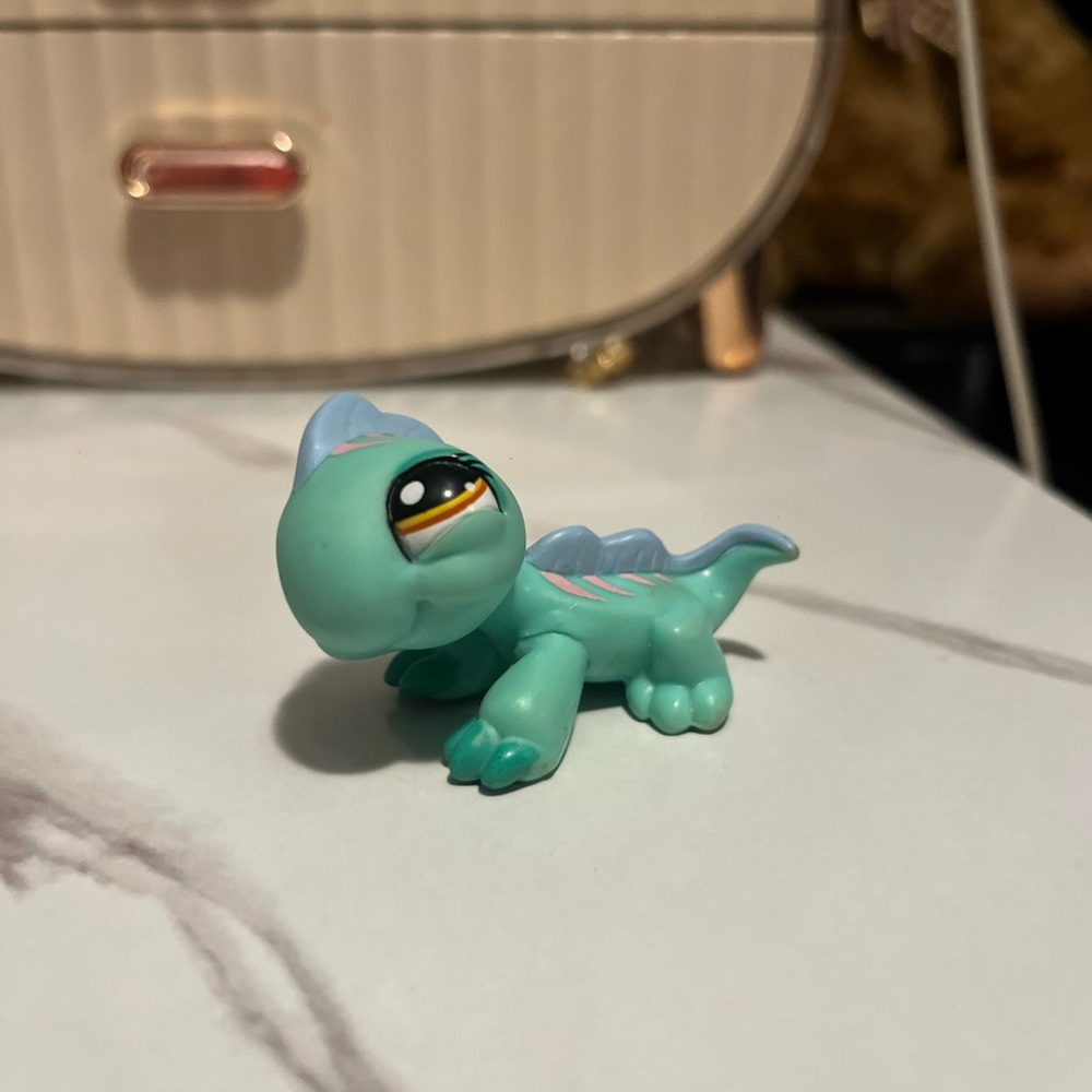 Littlest Pet Shop #1362 Iguana, LPS, LPS collectible 5/$25